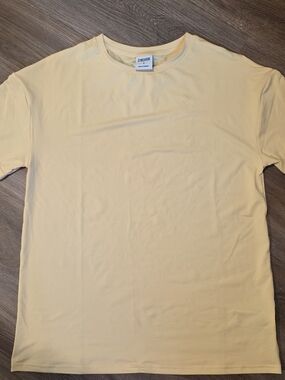 Gymshark x Whitney Simmons Women’s Crew Neck T-Shirt in Butter Yellow